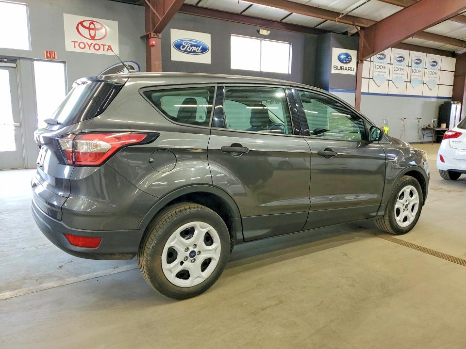 Продажа на аукционе авто 2018 Ford Escape, vin: 1FMCU0F74JUA76798, номер лота: 61739026