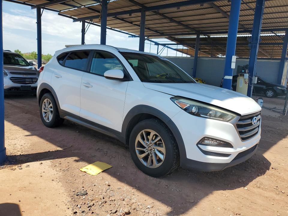62017226 :رقم المزاد ، KM8J33A48GU061545 vin ، 2016 Hyundai Tucson مزاد بيع