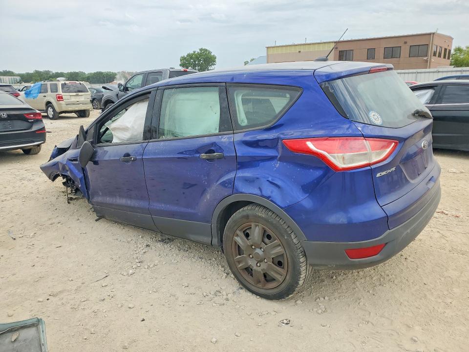 61996476 :رقم المزاد ، 1FMCU0F73FUB12570 vin ، 2015 Ford Escape مزاد بيع