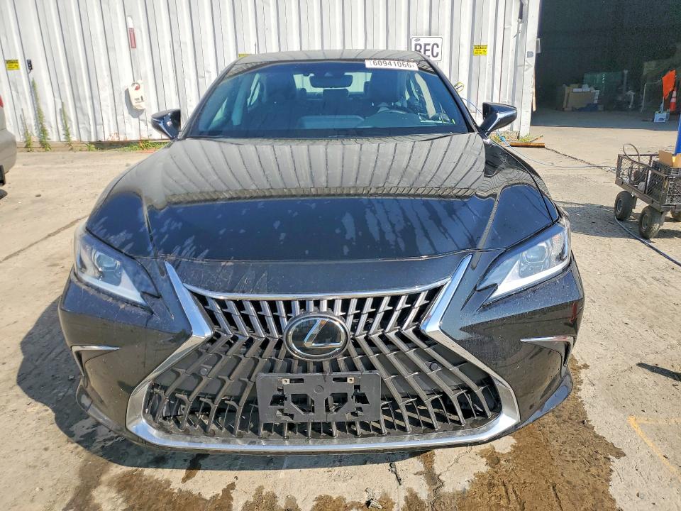 Продажа на аукционе авто 2022 Lexus Es 350, vin: 58ADZ1B17NU138805, номер лота: 60941066