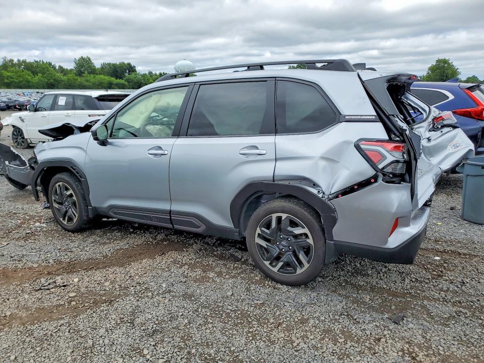 59390696 :رقم المزاد ، JF2SLDRC8SH467578 vin ، 2025 Subaru Forester مزاد بيع