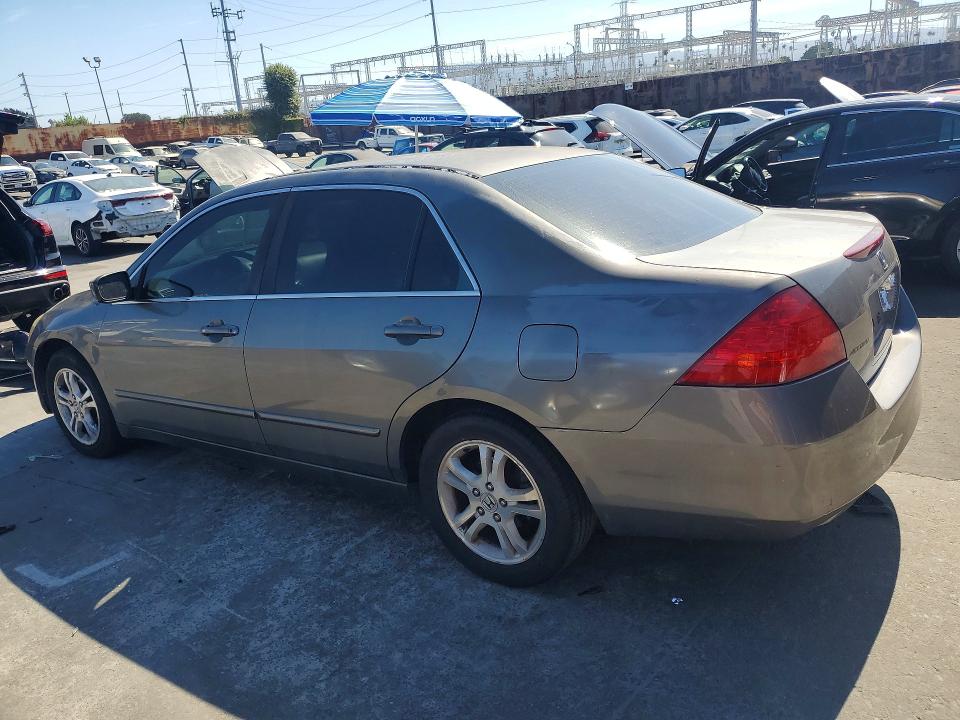 Продажа на аукционе авто 2006 Honda Accord, vin: 1HGCM56716A124656, номер лота: 61403926