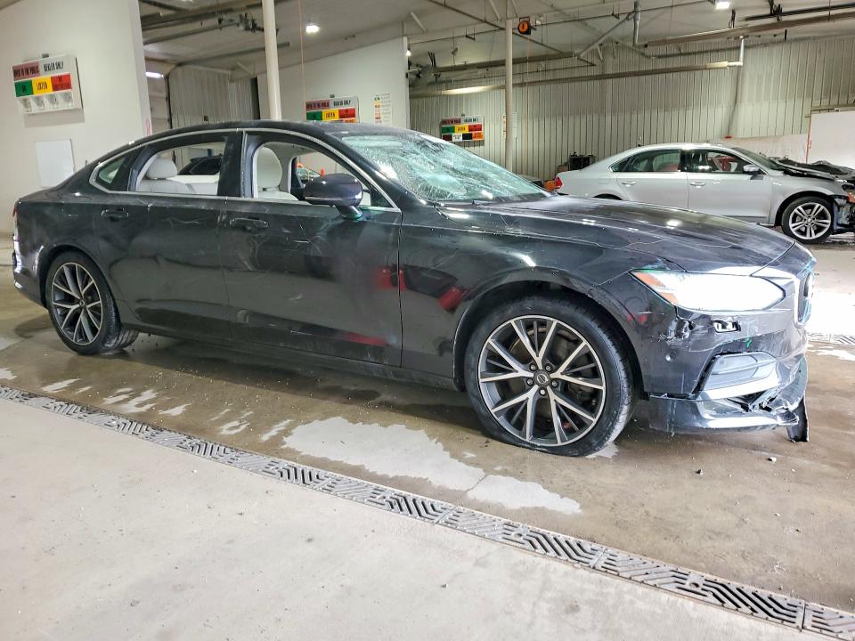Продаж на аукціоні авто 2018 Volvo S90, vin: LVY992MK0JP032324, номер лоту: 60379556