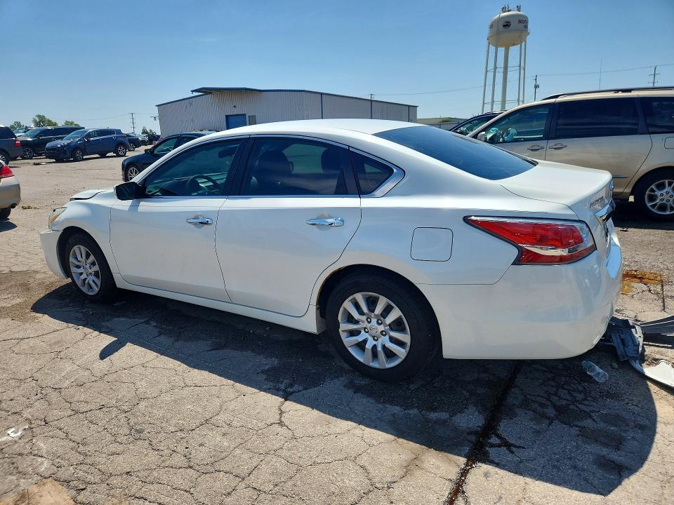 2014 Nissan Altima მანქანა იყიდება აუქციონზე, vin: 1N4AL3AP0EN357431, აუქციონის ნომერი: 62994926