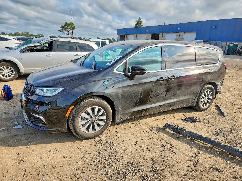 Aukcja sprzedaży 2022 Chrysler Pacifica, vin: 2C4RC1L77NR147930, numer aukcji: 61918666