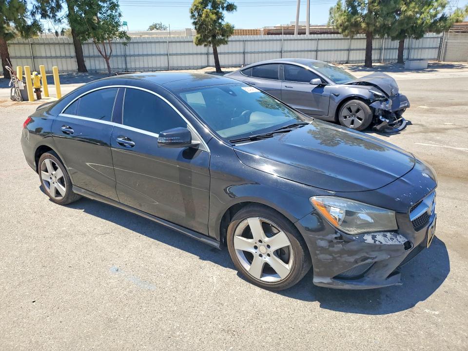 62542466 :رقم المزاد ، WDDSJ4EB4FN199787 vin ، 2015 Mercedes-benz Cla مزاد بيع