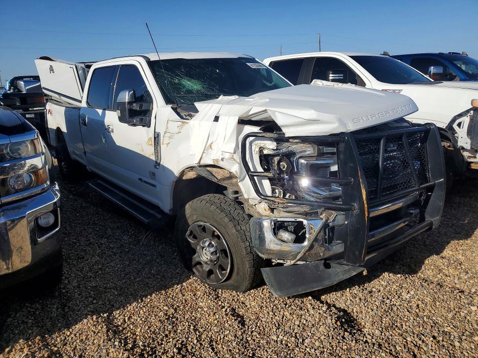 61532446 :رقم المزاد ، 1FT7W2BT6NEE17181 vin ، 2022 Ford F250 Super مزاد بيع