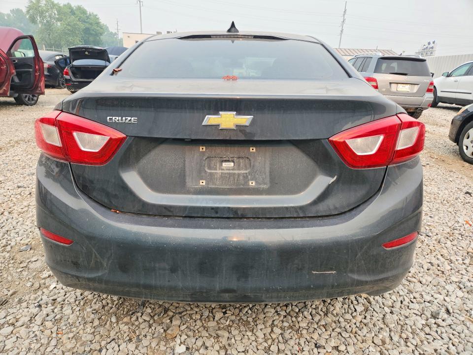 2018 Chevrolet Cruze მანქანა იყიდება აუქციონზე, vin: 1G1BE5SMXJ7112054, აუქციონის ნომერი: 61627226
