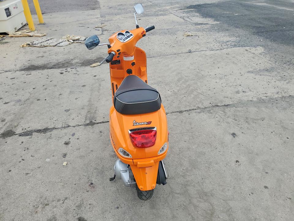 Продажа на аукционе авто 2011 Vespa Lx, vin: ZAPM688F0B5400068, номер лота: 59801326
