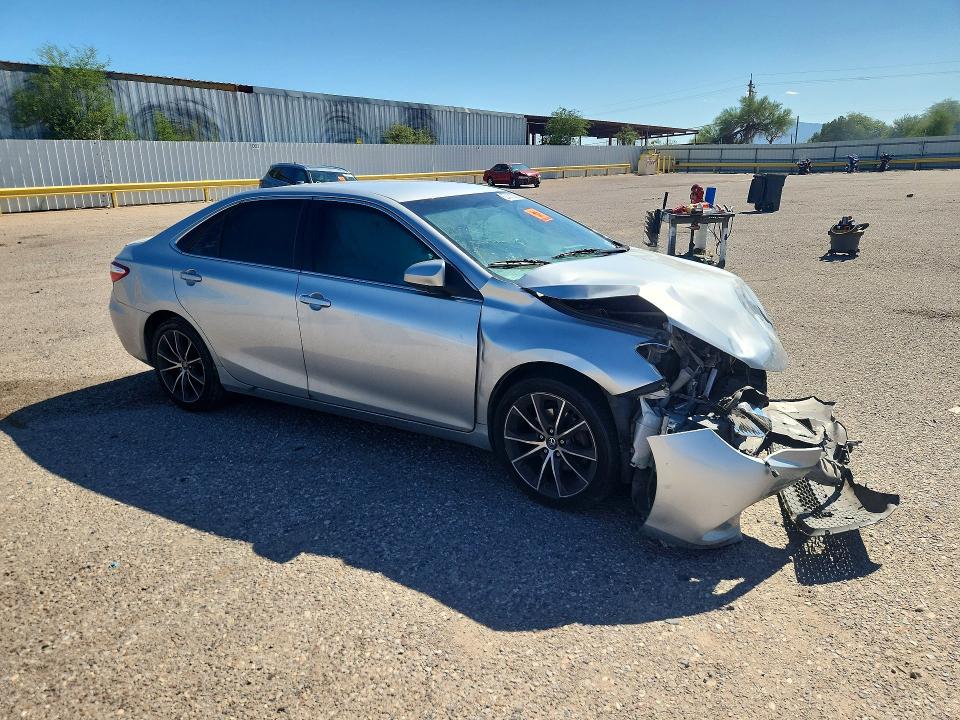 2015 Toyota Camry მანქანა იყიდება აუქციონზე, vin: 4T1BF1FK7FU493100, აუქციონის ნომერი: 62461086