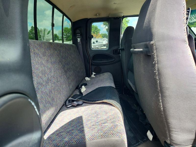 60719416 :رقم المزاد ، 1B7MC3369WJ230780 vin ، 1998 Dodge Ram 3500 مزاد بيع