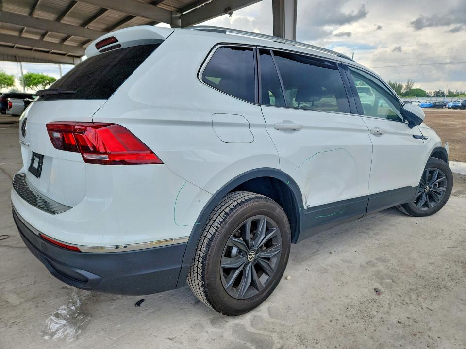 2024 Volkswagen Tiguan მანქანა იყიდება აუქციონზე, vin: 3VV3B7AX8RM182022, აუქციონის ნომერი: 63007546