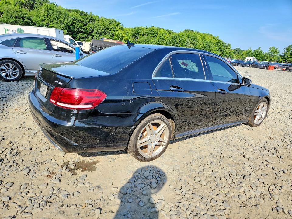 61051316 :رقم المزاد ، WDDHF8JB5EA823501 vin ، 2014 Mercedes-benz E مزاد بيع