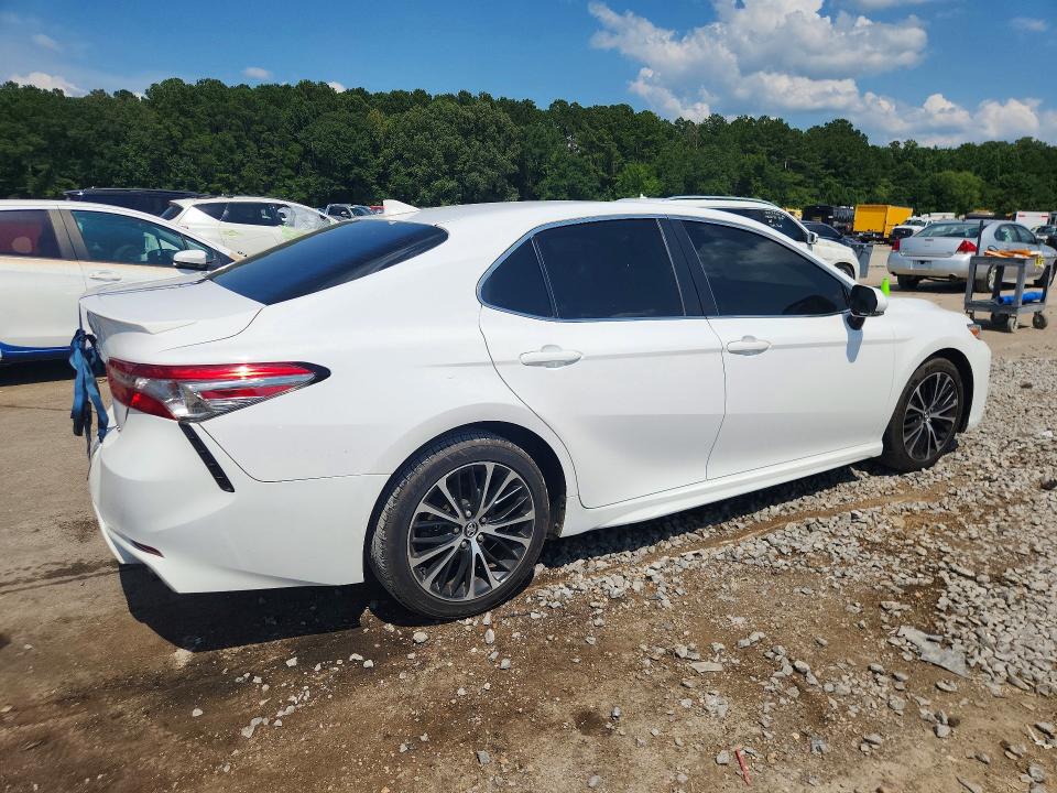 2019 Toyota Camry მანქანა იყიდება აუქციონზე, vin: 4T1B11HK2KU725477, აუქციონის ნომერი: 59907216