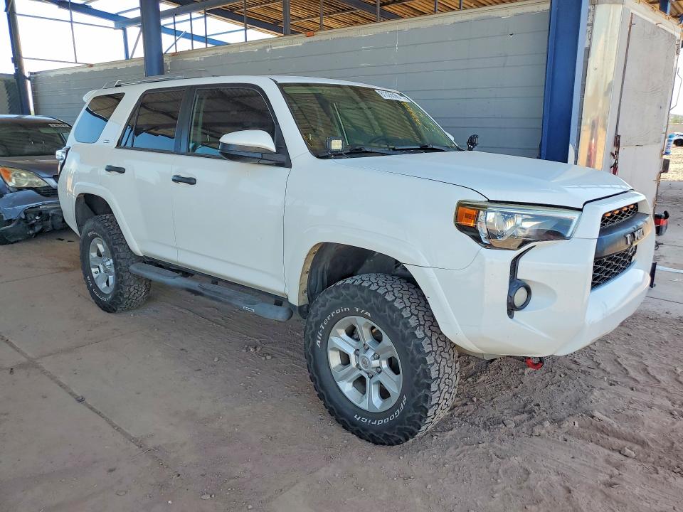 2018 Toyota 4runner მანქანა იყიდება აუქციონზე, vin: JTEZU5JR4J5174546, აუქციონის ნომერი: 61326596