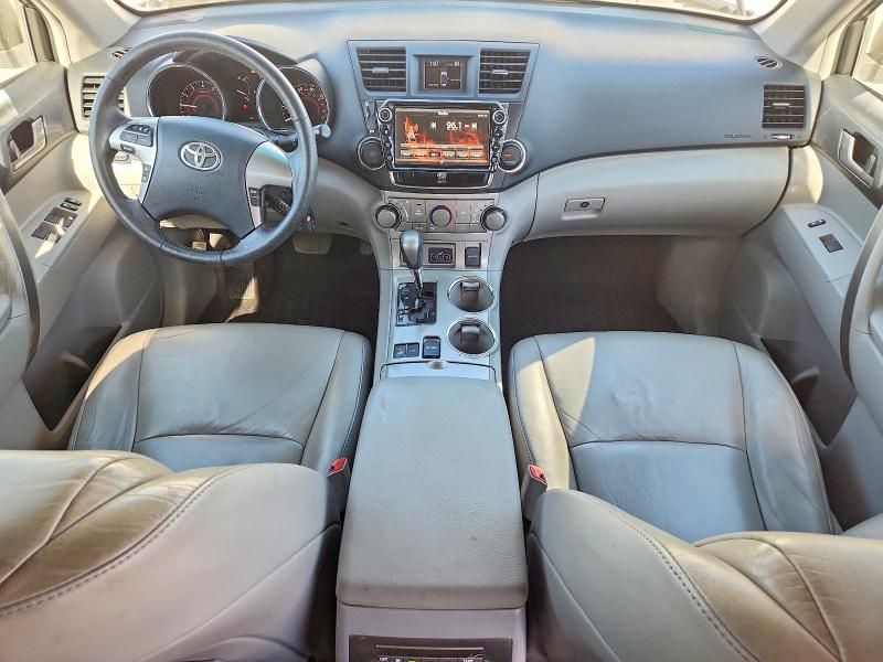 Продажа на аукционе авто 2013 Toyota Highlander, vin: 5TDBK3EH3DS218410, номер лота: 62815346
