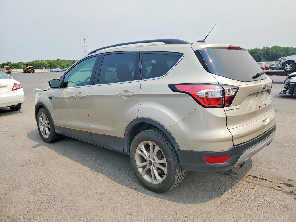 Продаж на аукціоні авто 2018 Ford Escape, vin: 1FMCU0GD7JUC12491, номер лоту: 61110996