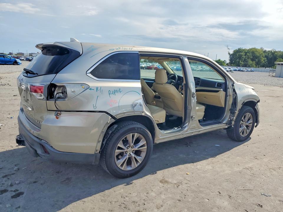 Продажа на аукционе авто 2015 Toyota Highlander, vin: 5TDJKRFH8FS112213, номер лота: 60557606