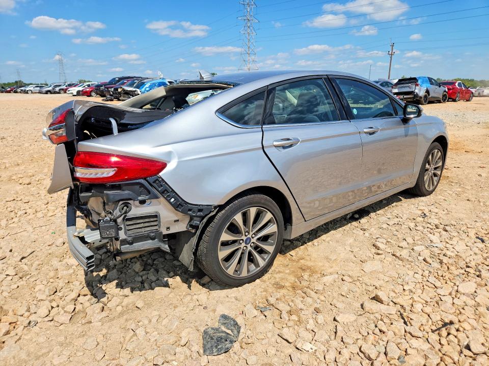 2020 Ford Fusion მანქანა იყიდება აუქციონზე, vin: 3FA6P0T90LR156162, აუქციონის ნომერი: 63339696