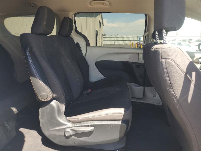 Продаж на аукціоні авто 2019 Chrysler Pacifica, vin: 2C4RC1AG0KR666588, номер лоту: 61850416