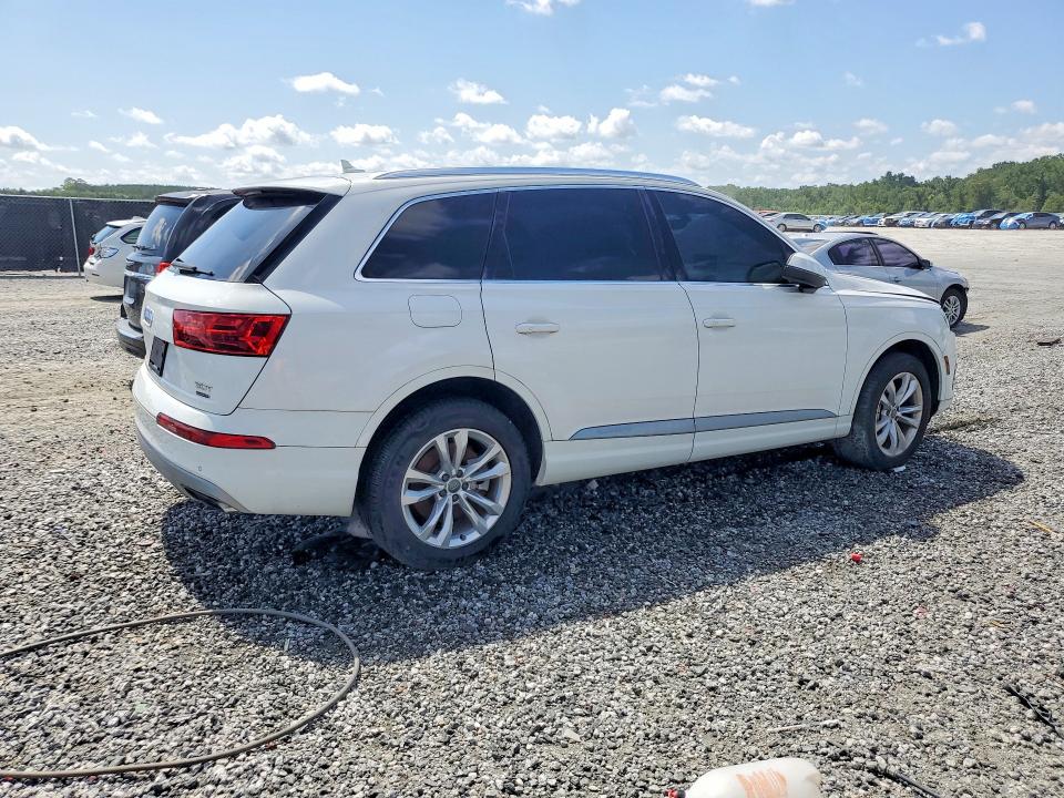 Продаж на аукціоні авто 2018 Audi Q7, vin: WA1LAAF7XJD034262, номер лоту: 61730546