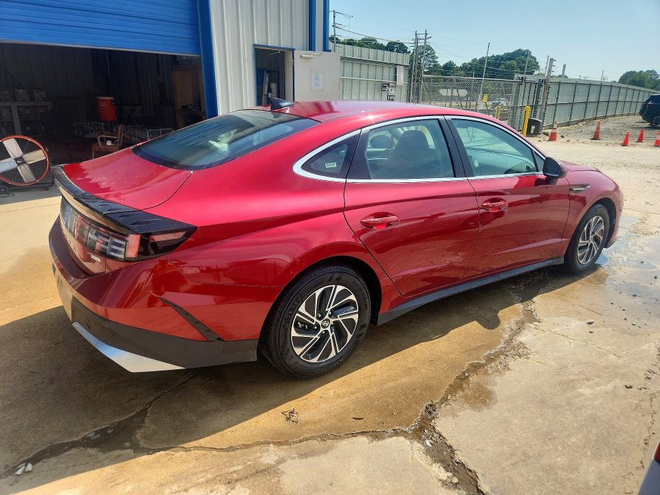 Продажа на аукционе авто 2026 Hyundai Sonata Hybrid, vin: KMHL24JJXTA143196, номер лота: 62475136
