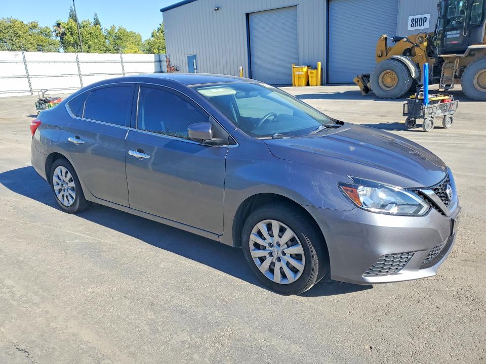 2018 Nissan Sentra მანქანა იყიდება აუქციონზე, vin: 3N1AB7AP3JY325822, აუქციონის ნომერი: 60024296