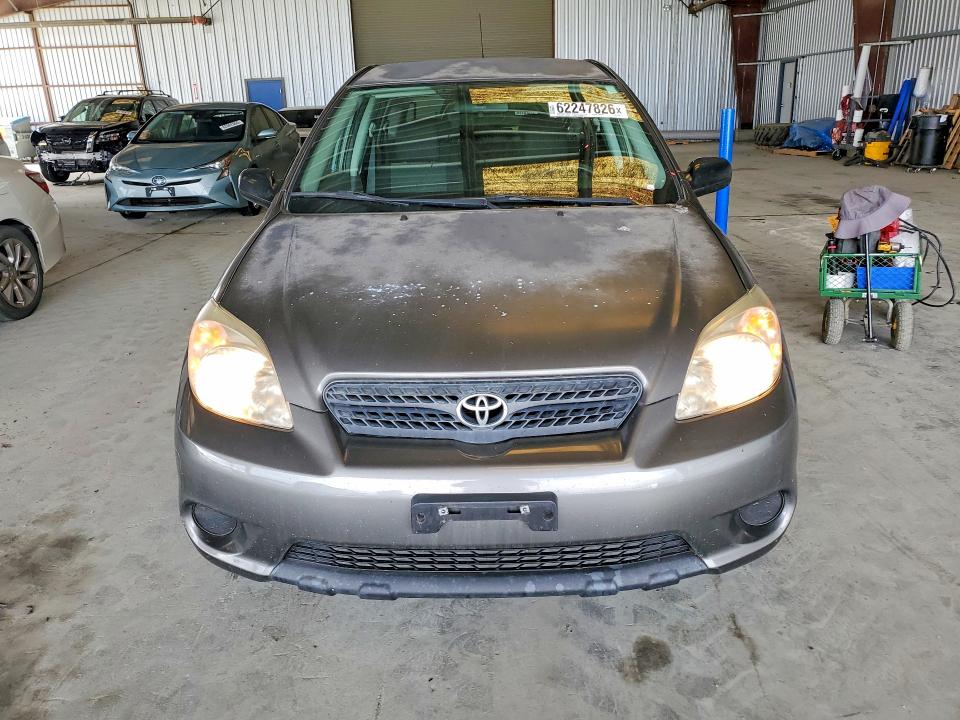 62247826 :رقم المزاد ، 2T1KR32E88C713853 vin ، 2008 Toyota Matrix مزاد بيع