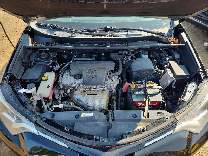 62565786 :رقم المزاد ، 2T3RFREV6JW803195 vin ، 2018 Toyota Rav4 مزاد بيع