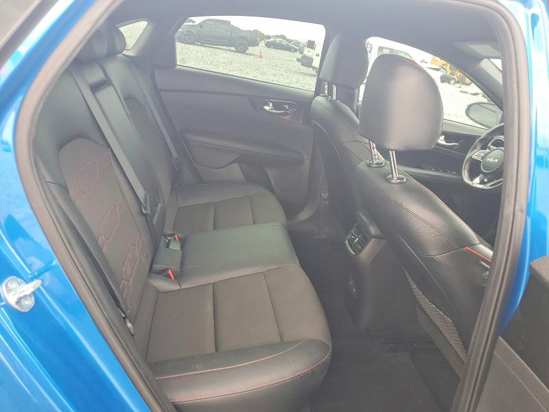 62082446 :رقم المزاد ، 3KPF44AC8PE653885 vin ، 2023 Kia Forte مزاد بيع