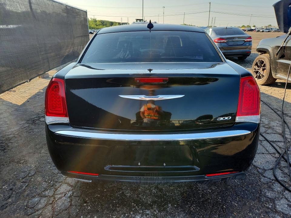 2016 Chrysler 300 მანქანა იყიდება აუქციონზე, vin: 2C3CCAAG9GH116751, აუქციონის ნომერი: 62978516