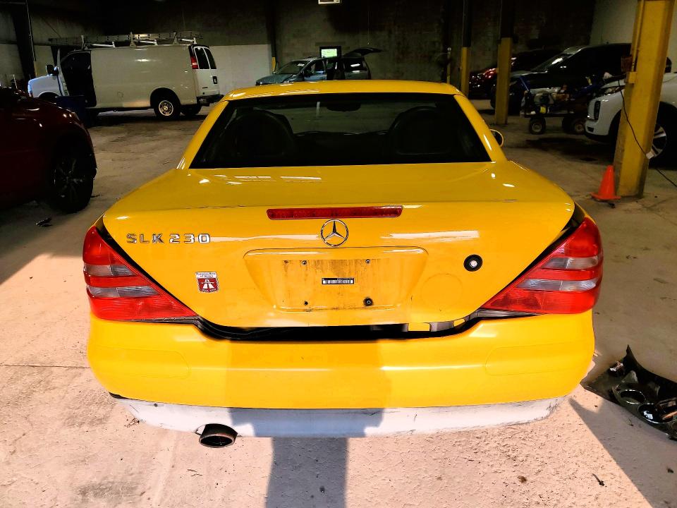 Продаж на аукціоні авто 1998 Mercedes-benz Slk, vin: WDBKK47F3WF028402, номер лоту: 63007746