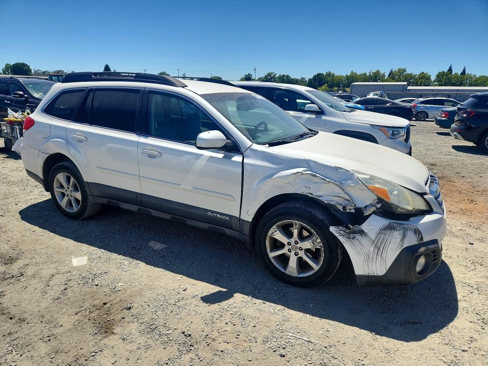 Продажа на аукционе авто 2014 Subaru Outback, vin: 4S4BRBCC0E3299832, номер лота: 58477286