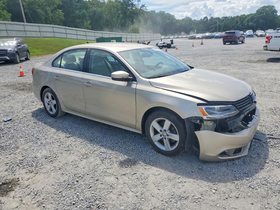 Продаж на аукціоні авто 2014 Volkswagen Jetta, vin: 3VWLL7AJ0EM207011, номер лоту: 61547306