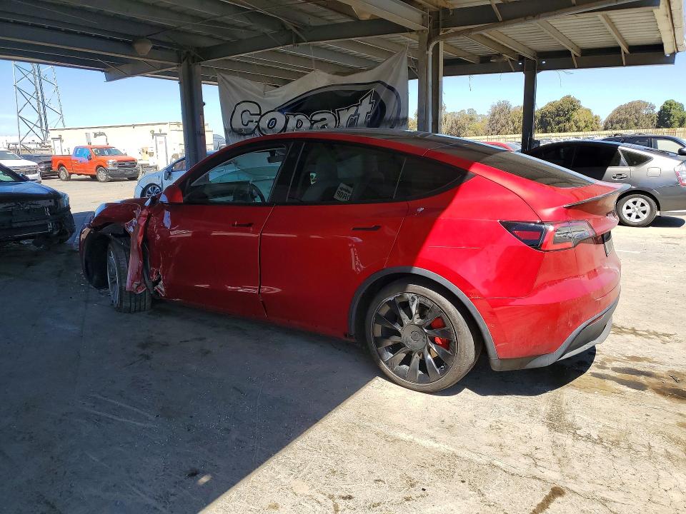 60760726 :رقم المزاد ، 5YJYGDEF7MF095893 vin ، 2021 Tesla Model Y مزاد بيع