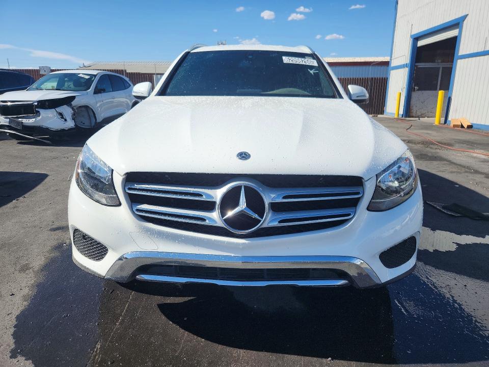 62098266 :رقم المزاد ، WDC0G4JB2HF271485 vin ، 2017 Mercedes-benz Glc مزاد بيع