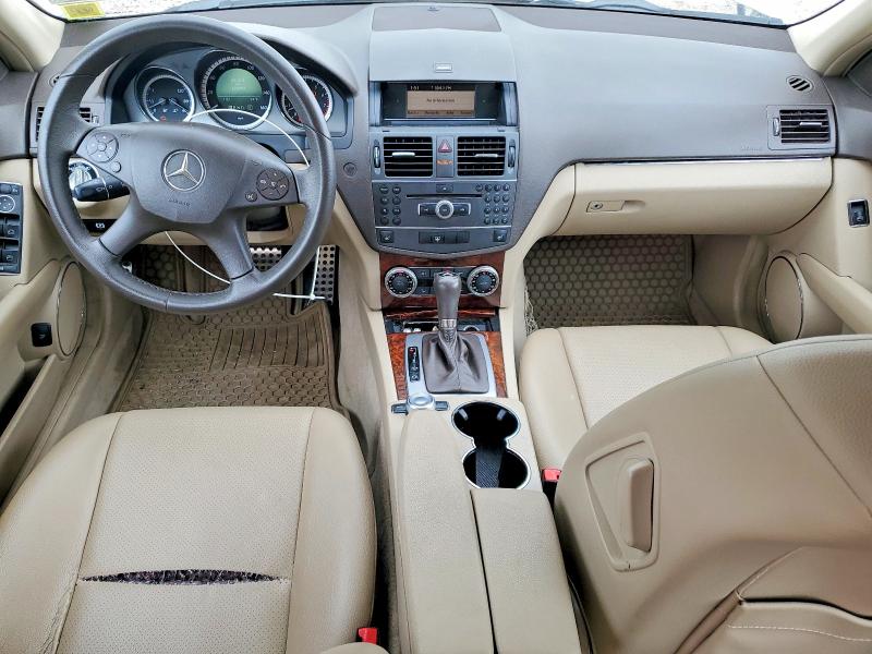 62058716 :رقم المزاد ، WDDGF8BB6BR153156 vin ، 2011 Mercedes-benz C مزاد بيع