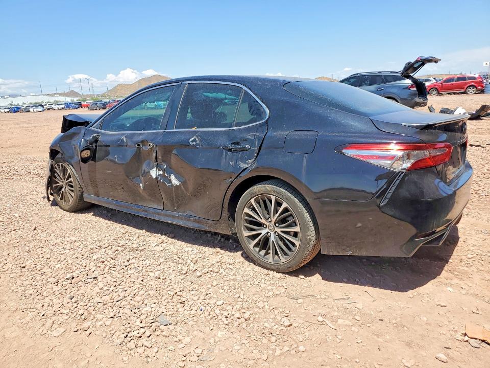 Продажа на аукционе авто 2018 Toyota Camry, vin: 4T1B11HK0JU064210, номер лота: 61227996