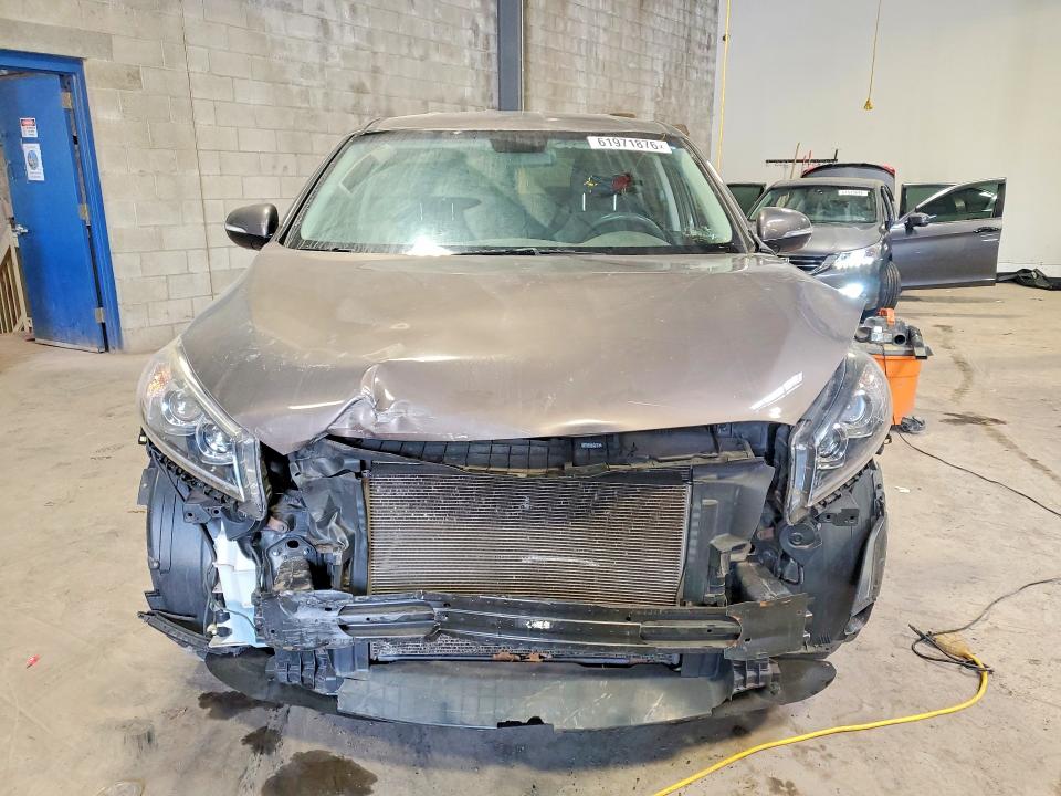 61971876 :رقم المزاد ، 5XYPGDA50KG572517 vin ، 2019 Kia Sorento مزاد بيع