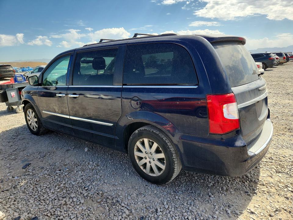 60754156 :رقم المزاد ، 2C4RC1BG6FR677437 vin ، 2015 Chrysler Town & Country مزاد بيع