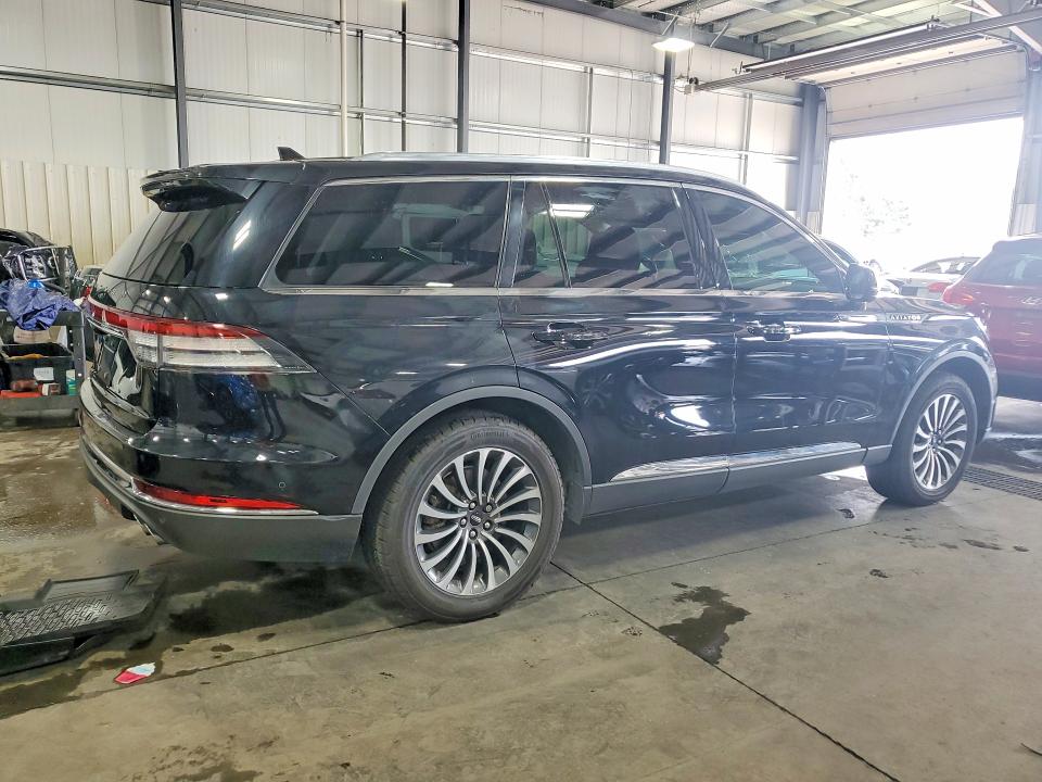 62493946 :رقم المزاد ، 5LM5J7XC8LGL14351 vin ، 2020 Lincoln Aviator مزاد بيع
