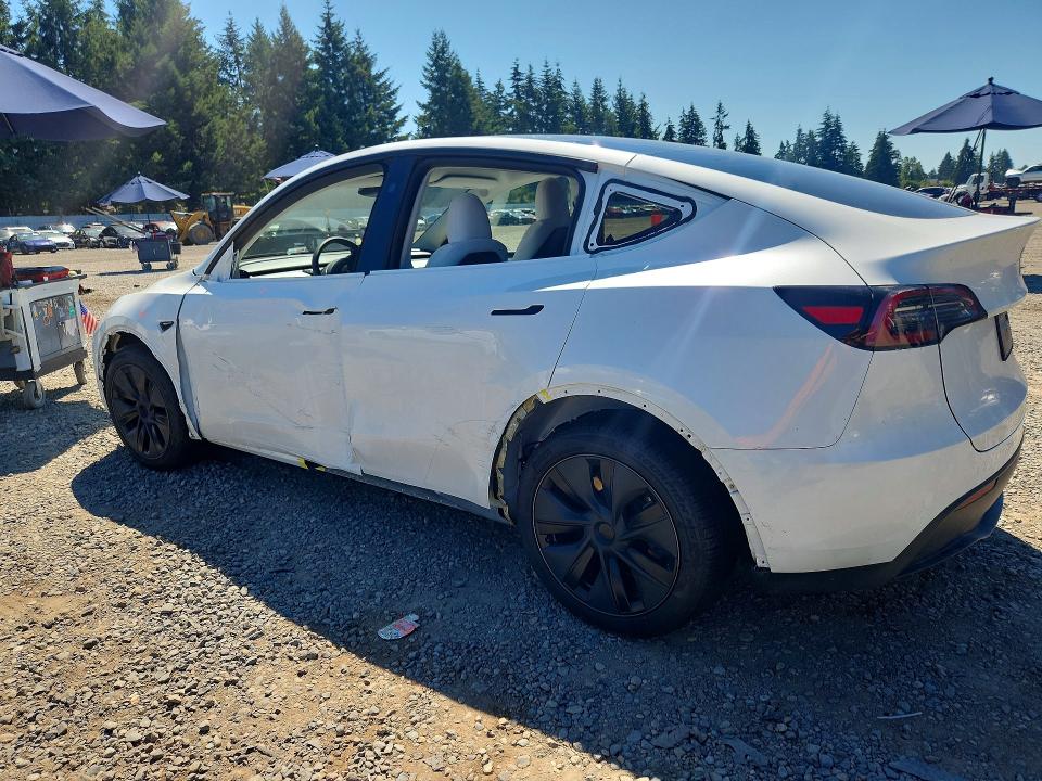 61796956 :رقم المزاد ، 7SAYGAEEXSF299383 vin ، 2025 Tesla Model Y مزاد بيع