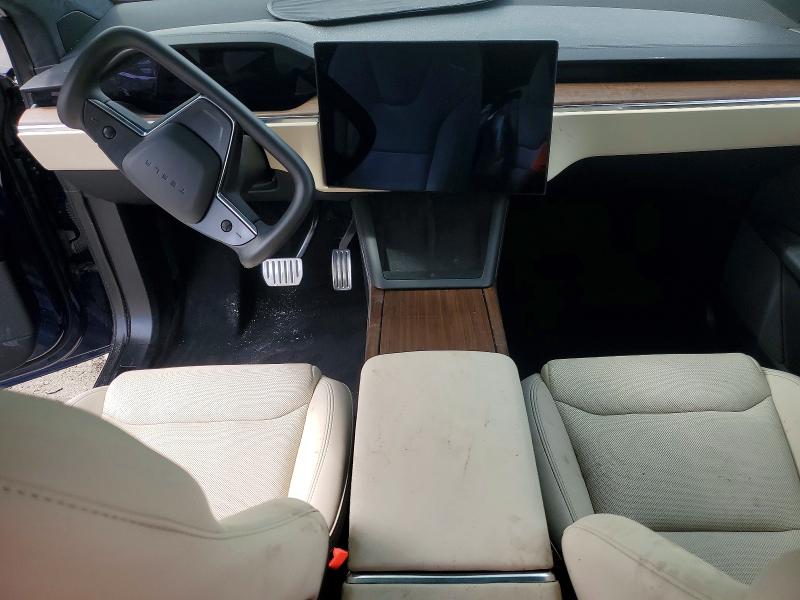 61977476 :رقم المزاد ، 7SAXCBE59PF378614 vin ، 2023 Tesla Model X مزاد بيع