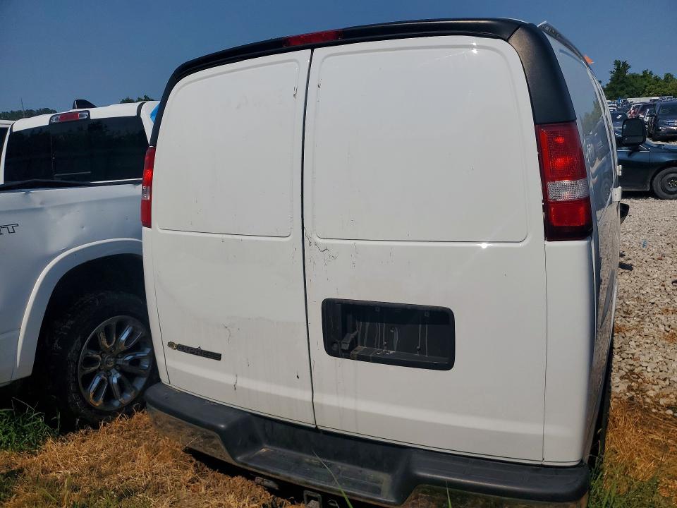Продажа на аукционе авто 2024 Chevrolet Express G2500, vin: 1GCWGAF75R1159846, номер лота: 57155676