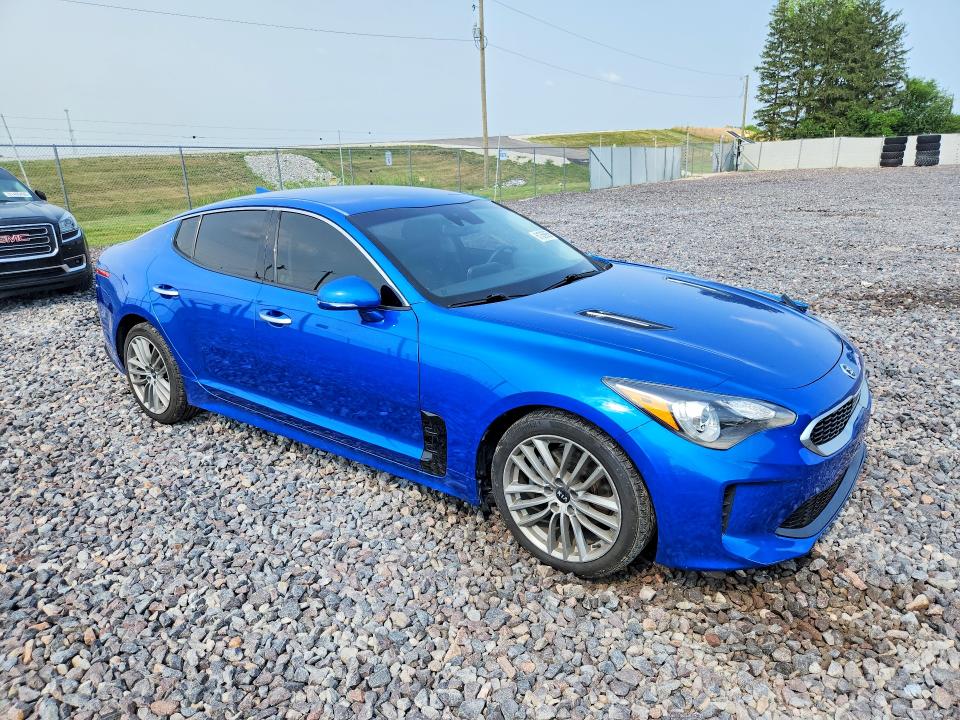 61369956 :رقم المزاد ، KNAE15LA6J6041300 vin ، 2018 Kia Stinger مزاد بيع