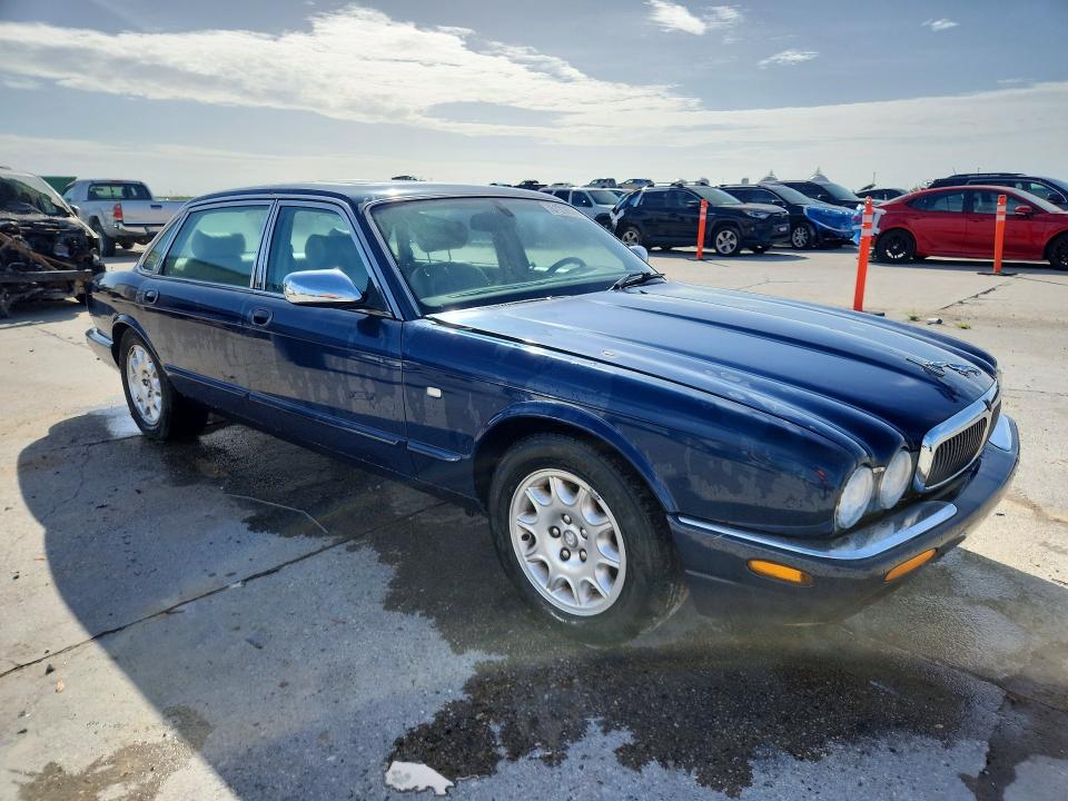2000 Jaguar Xj8 მანქანა იყიდება აუქციონზე, vin: SAJDA23C6YLF07466, აუქციონის ნომერი: 61216576