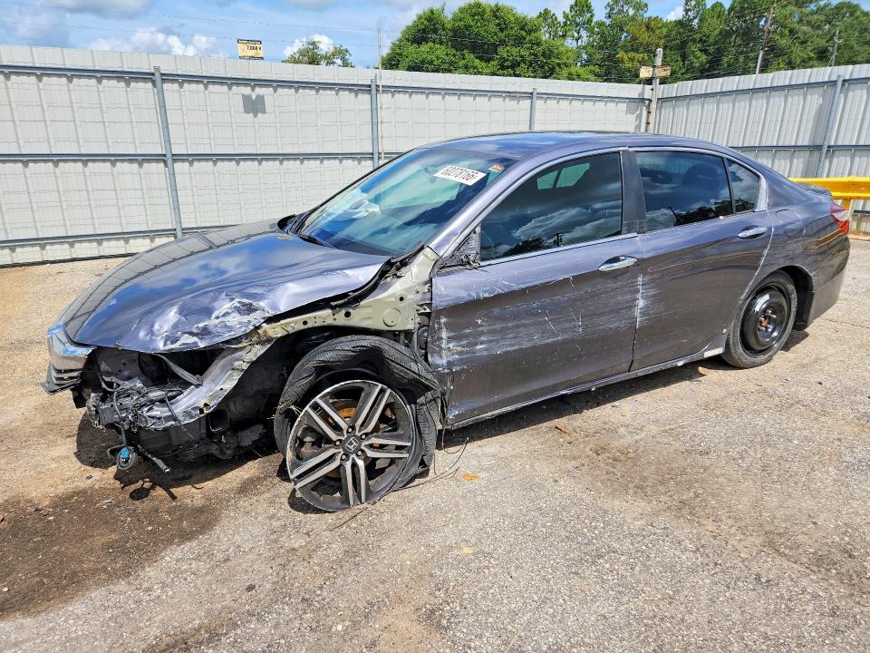 Aukcja sprzedaży 2017 Honda Accord, vin: 1HGCR2F57HA297681, numer aukcji: 60278166