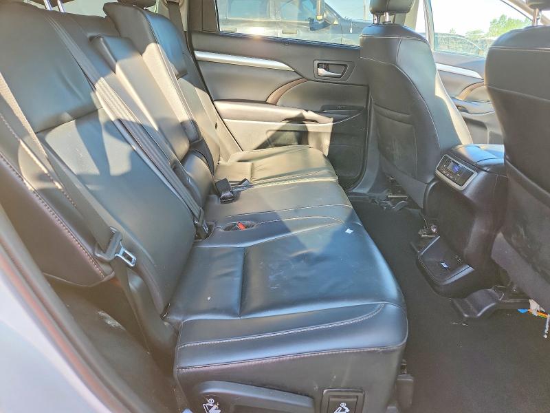 2019 Toyota Highlander მანქანა იყიდება აუქციონზე, vin: 5TDJZRFH5KS706358, აუქციონის ნომერი: 62941066