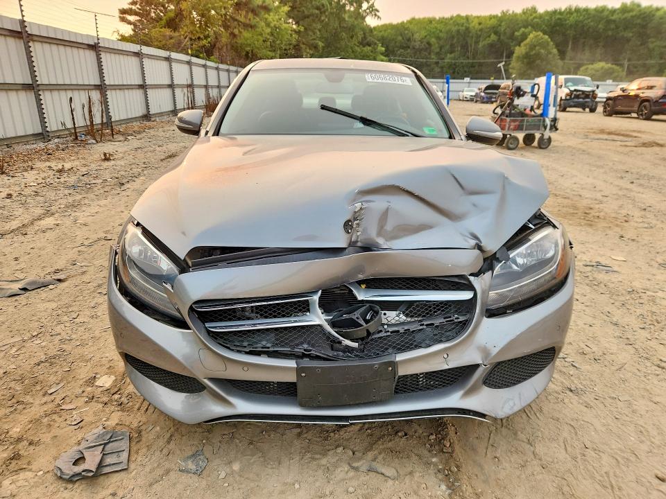 Продажа на аукционе авто 2015 Mercedes-benz C, vin: 55SWF4JB1FU092499, номер лота: 60682076