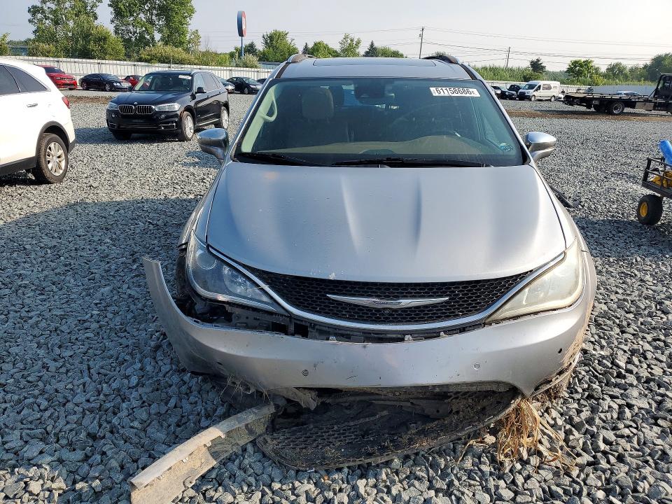 2017 Chrysler Pacifica მანქანა იყიდება აუქციონზე, vin: 2C4RC1GG7HR553835, აუქციონის ნომერი: 61158686